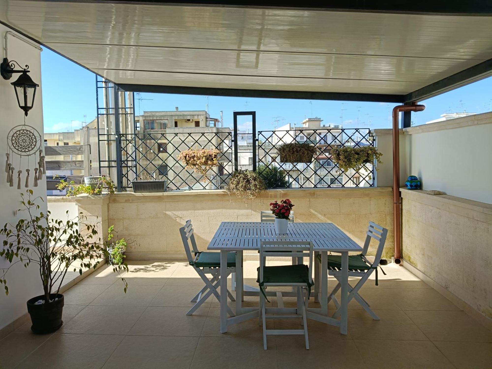 Terrazza 44 Apartment Лече Екстериор снимка
